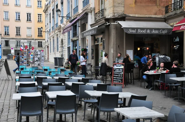 Lyon, Frankreich - 13. April 2016: restaurant — Stockfoto