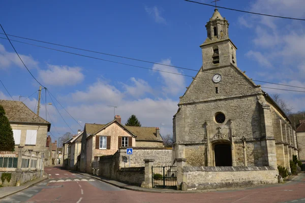 Montagny en Vexin, Frankrijk - 14 maart-2016: de kerk — Stockfoto