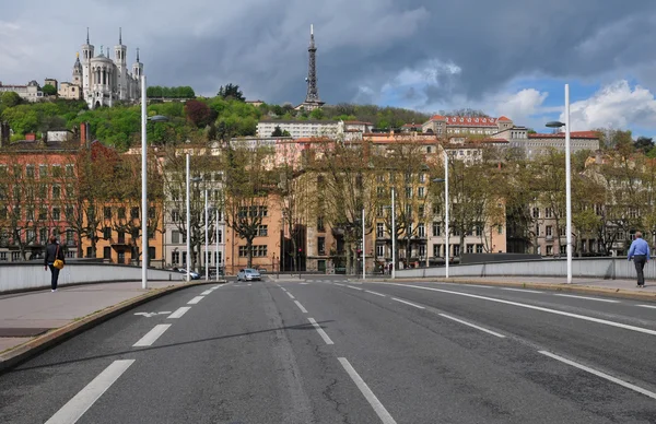 Lyon, Frankrijk - april 13 2016: de pittoreske stad — Stockfoto