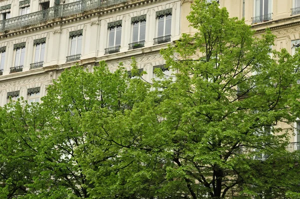 Lyon, Frankreich - 13. April 2016: die malerische Stadt — Stockfoto