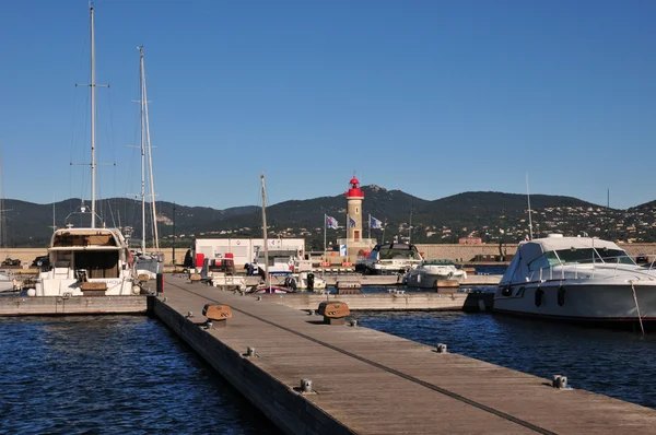 Saint Tropez; France - april 18 2016 : picturesque old city in s — Stock Photo, Image