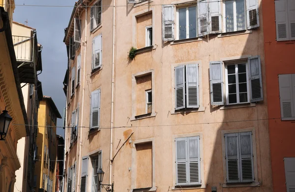 Grasse, France - april 17 2016 : old building — Stock Photo, Image