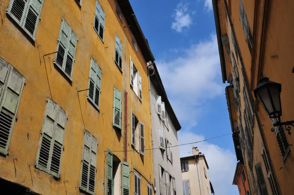 Grasse, França - 17 de abril de 2016: cidade pitoresca — Fotografia de Stock