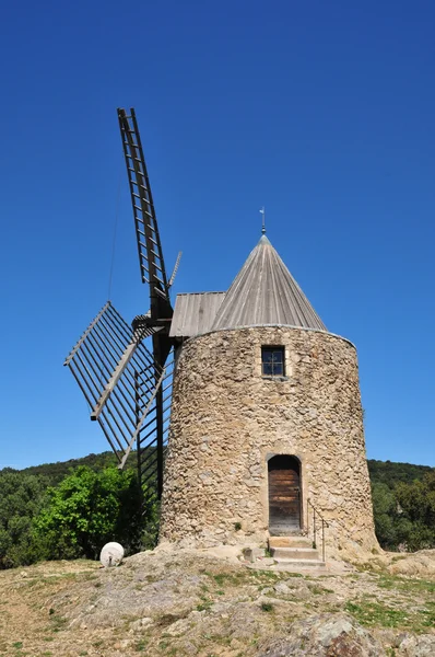 Grimaud, France - april 16 2016 : wind mill — Stock Photo, Image