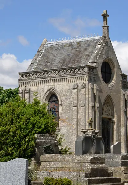 Villers en Arthies, France - 15 июля 2015: church — стоковое фото