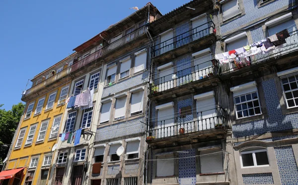 Porto, Portugal - july 10 2010 : city center — Stock Photo, Image