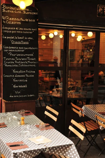 Aix en Provence, France - april 21 2016 :  restaurant in city ce — Stok fotoğraf