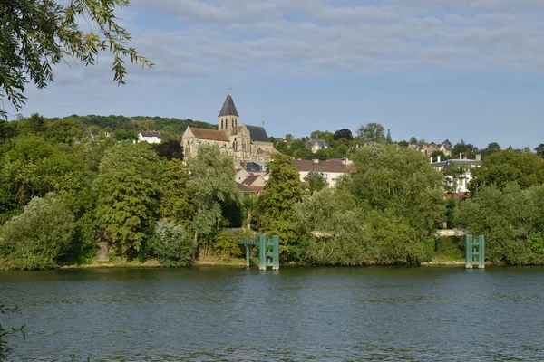 Triel pitoresk köy sur Seine — Stok fotoğraf