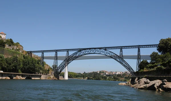Porto, Portekiz - 10 Temmuz 2010: Köprü — Stok fotoğraf