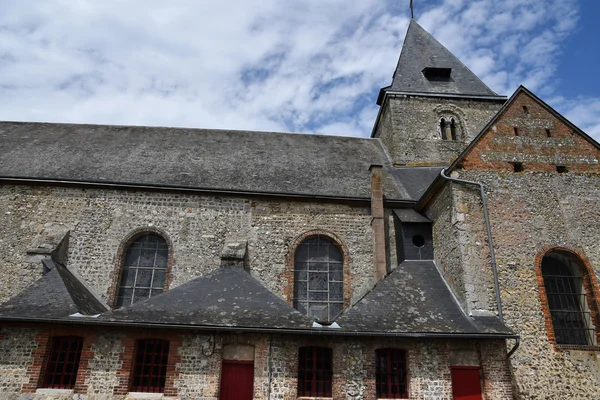 Cailly, Francia - 23 de junio de 2016: Iglesia de San Martín —  Fotos de Stock