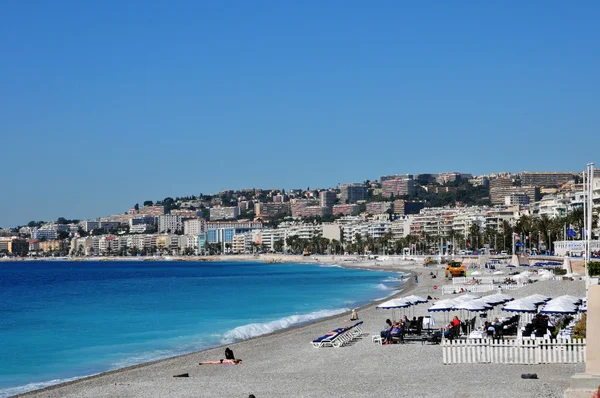 Nizza, Francia - 19 aprile 2016: la spiaggia — Foto Stock