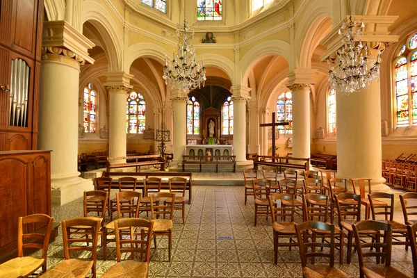 Triel Sur Seine Франция Июня 2020 Года Историческая Церковь Святого — стоковое фото