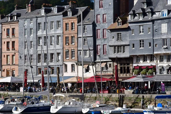 Honfleur Francia Agosto 2020 Pittoresca Città Estate — Foto Stock