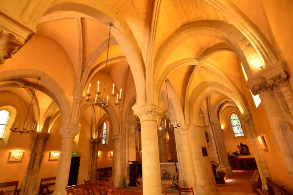 Verneuil Sur Seine Γαλλία Ιουνίου 2020 Ιστορική Εκκλησία Του Αγίου — Φωτογραφία Αρχείου