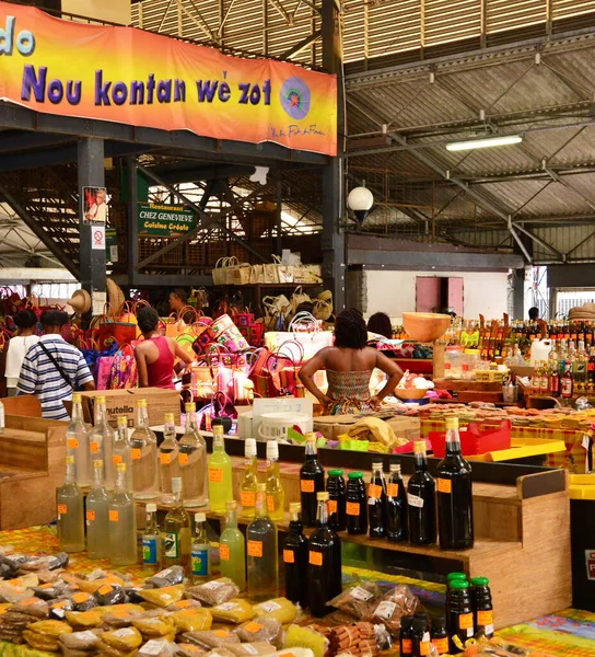 Мартиника Августа 2015 Крытый Рынок Форт Франс — стоковое фото