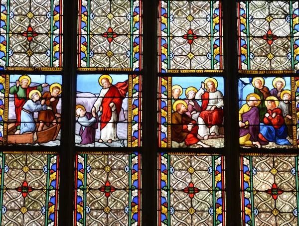 Ranska Viehättävä Katedraali Lisieux Normandiessa — kuvapankkivalokuva