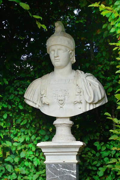 Versailles Francia Agosto 2015 Statua Nel Parco Del Grand Trianon — Foto Stock