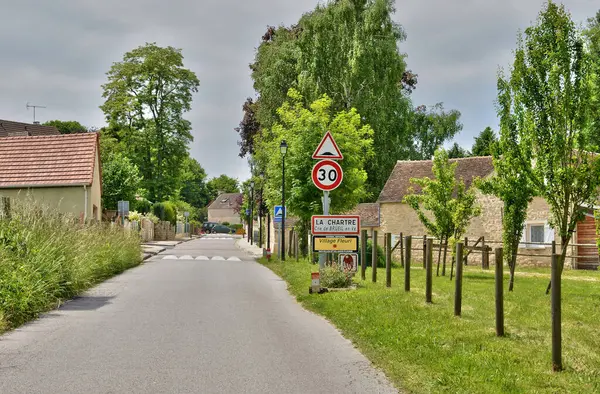 Ile France Das Malerische Dorf Brueil Vexin — Stockfoto