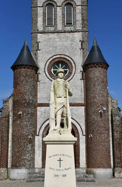 Betteville Franciaország 2016 Június Szent Ouen Templom Háborús Emlékmű — Stock Fotó