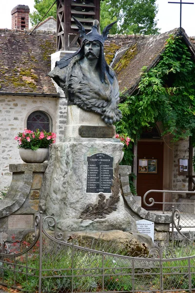 Barbizon France Août 2020 Monument Guerre Pittoresque Près Chapelle — Photo