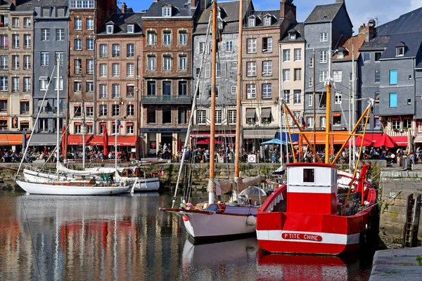 Honfleur França Agosto 2020 Pitoresca Cidade Verão — Fotografia de Stock