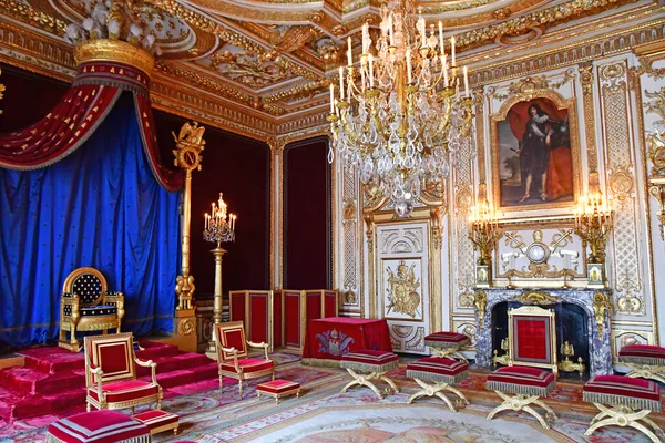 Fontainebleau Ranska Elokuu 2020 Valtaistuinhuone Historiallisessa Linnassa — kuvapankkivalokuva