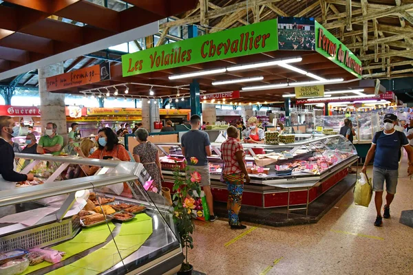 Poissy Francia Julio 2020 Carne Mercado Dominical —  Fotos de Stock