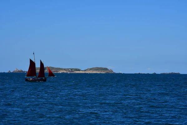 Saint Malo Francia Settembre 2020 Vecchia Barca Mare — Foto Stock