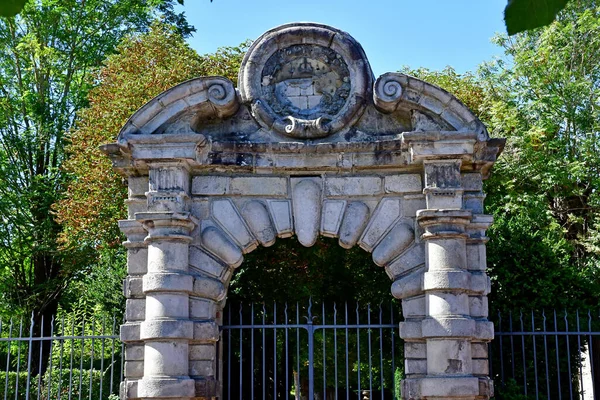 Fontainebleau Frankrike Augusti 2020 Den Historiska Gamla Dörren Stadens Centrum — Stockfoto