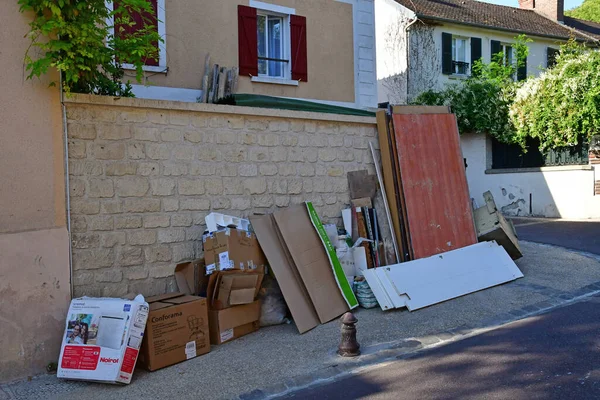 Villennes Sur Seine França Julho 2020 Resíduos Volumosos Centro Aldeia — Fotografia de Stock
