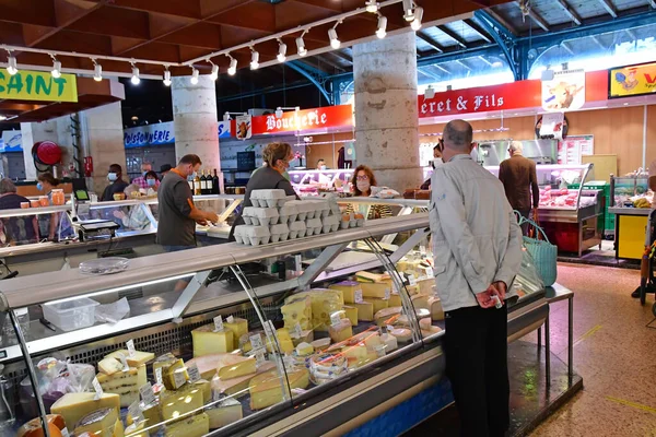Poissy Frankreich Juli 2020 Käse Auf Dem Sonntagsmarkt — Stockfoto