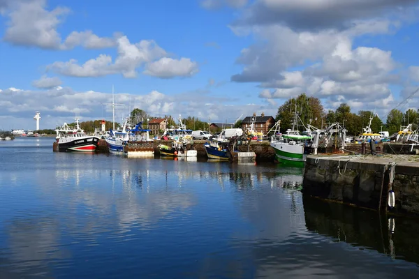 Honfleur Francie Srpen 2020 Lodě Přístavu — Stock fotografie