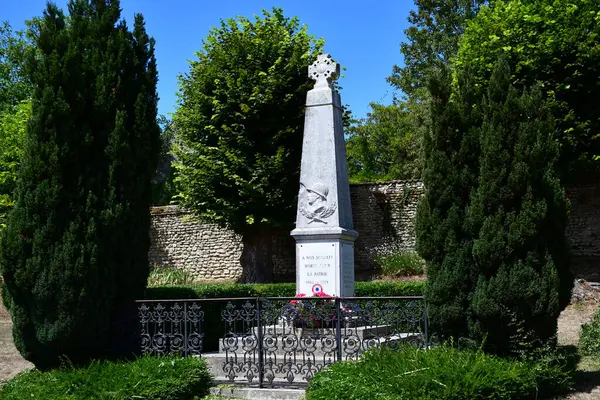 Authevernes Frankreich Juli 2020 Das Kriegerdenkmal — Stockfoto