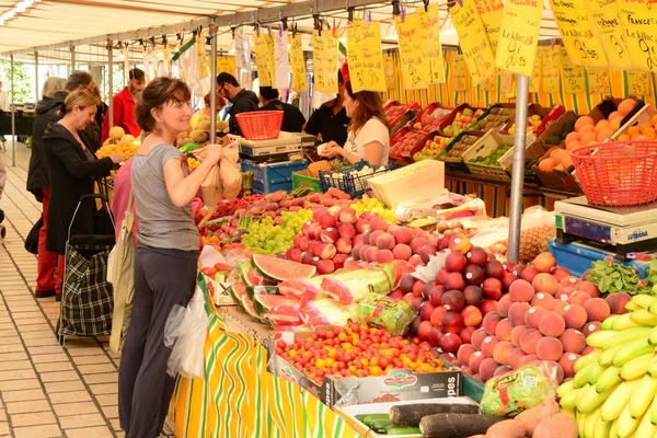 Saint Germain Laye Frankreich April 2017 Der Sonntägliche Markt — Stockfoto