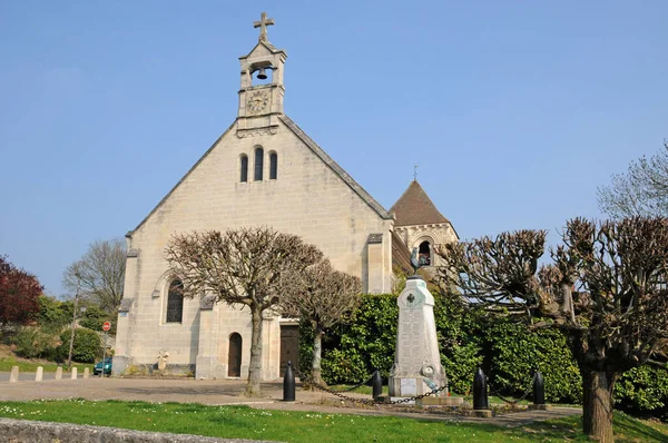 Fontenay Saint Pere Francja Kwiecień 2017 Kościół Denisa — Zdjęcie stockowe