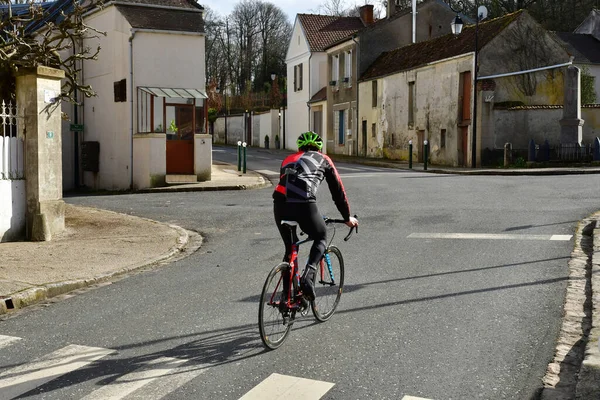 Arthies Frankreich Februar 2021 Radfahrer Malerischen Dorf — Stockfoto