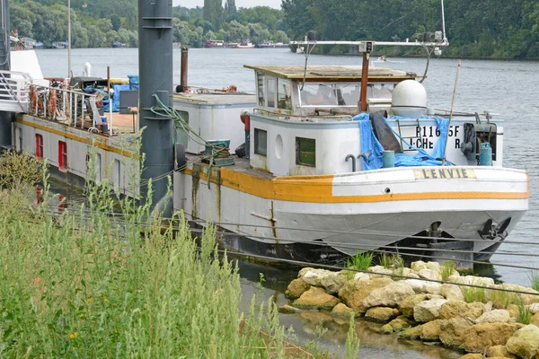 Conflans Sainte Honorine Francia Junio 2017 Barcaza Río Sena —  Fotos de Stock