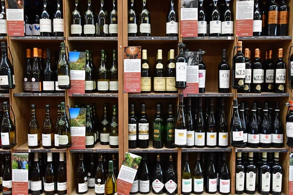 Saint Cyr Ecole França Fevereiro 2021 Garrafas Vinho Les Fermes — Fotografia de Stock