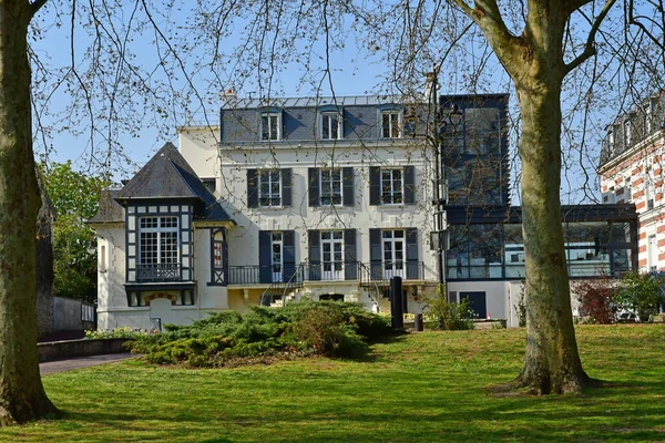 Verneuil Sur Seine Frankrijk April 2021 Het Stadhuis — Stockfoto