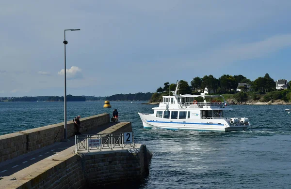 Arzon Frankrike Juni 2021 Turistbåt Hamnen Port Navalo — Stockfoto