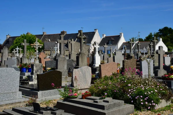 Arzon Frankrike June 2021 Kirkegården Nær Notre Dame Assomption Church – stockfoto