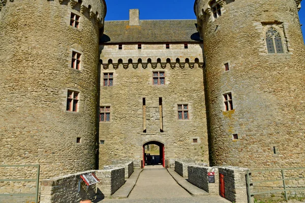 2021年6月6日 布列塔尼公爵在13世纪建造的苏西诺城堡 — 图库照片