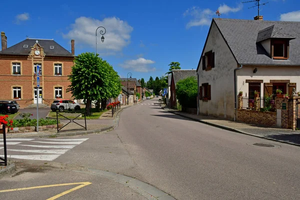 Fresne Archeveque France June 2021 圣母学院教堂 — 图库照片