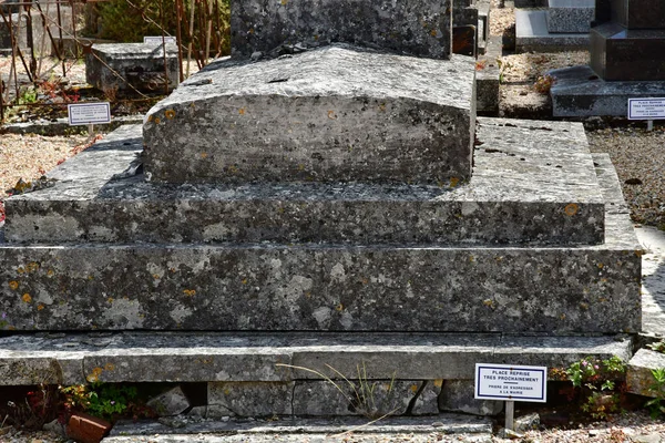 Fresne Archeveque Fransa Haziran 2021 Yakında Mezarlıkta Bir Yer Yeniden — Stok fotoğraf