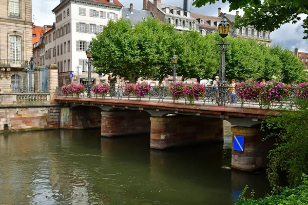 Straatsburg Frankrijk Augustus 2021 Sainte Madeleine Brug Het Pittoreske Centrum — Stockfoto