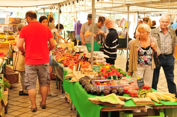 Francia, la pittoresca città di Saint Germain en Laye — Foto Stock