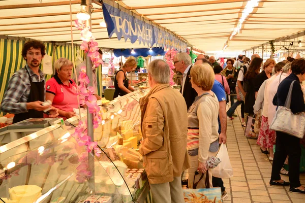 Fransa, saint germain en laye pitoresk kenti — Stok fotoğraf