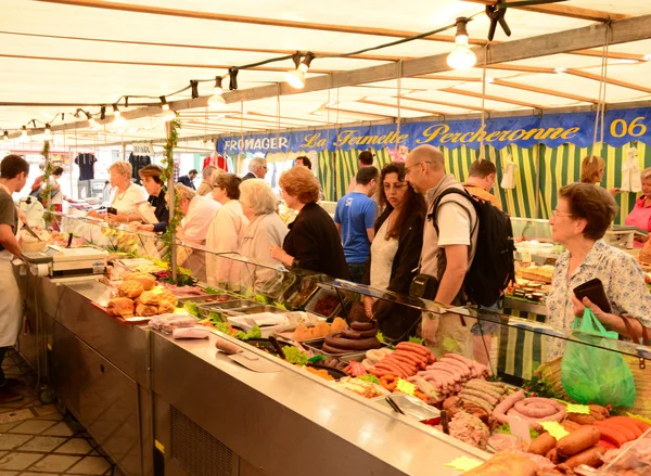 Franciaország, a festői szépségű városban saint germain en-laye — Stock Fotó