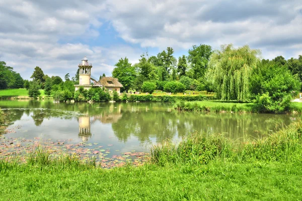 France, the Marie Antoinette estate in the parc of Versailles Pa — Stock Photo, Image