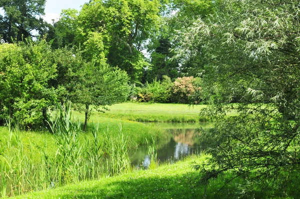 Francia, la finca María Antonieta en el parque de Versalles Pa —  Fotos de Stock